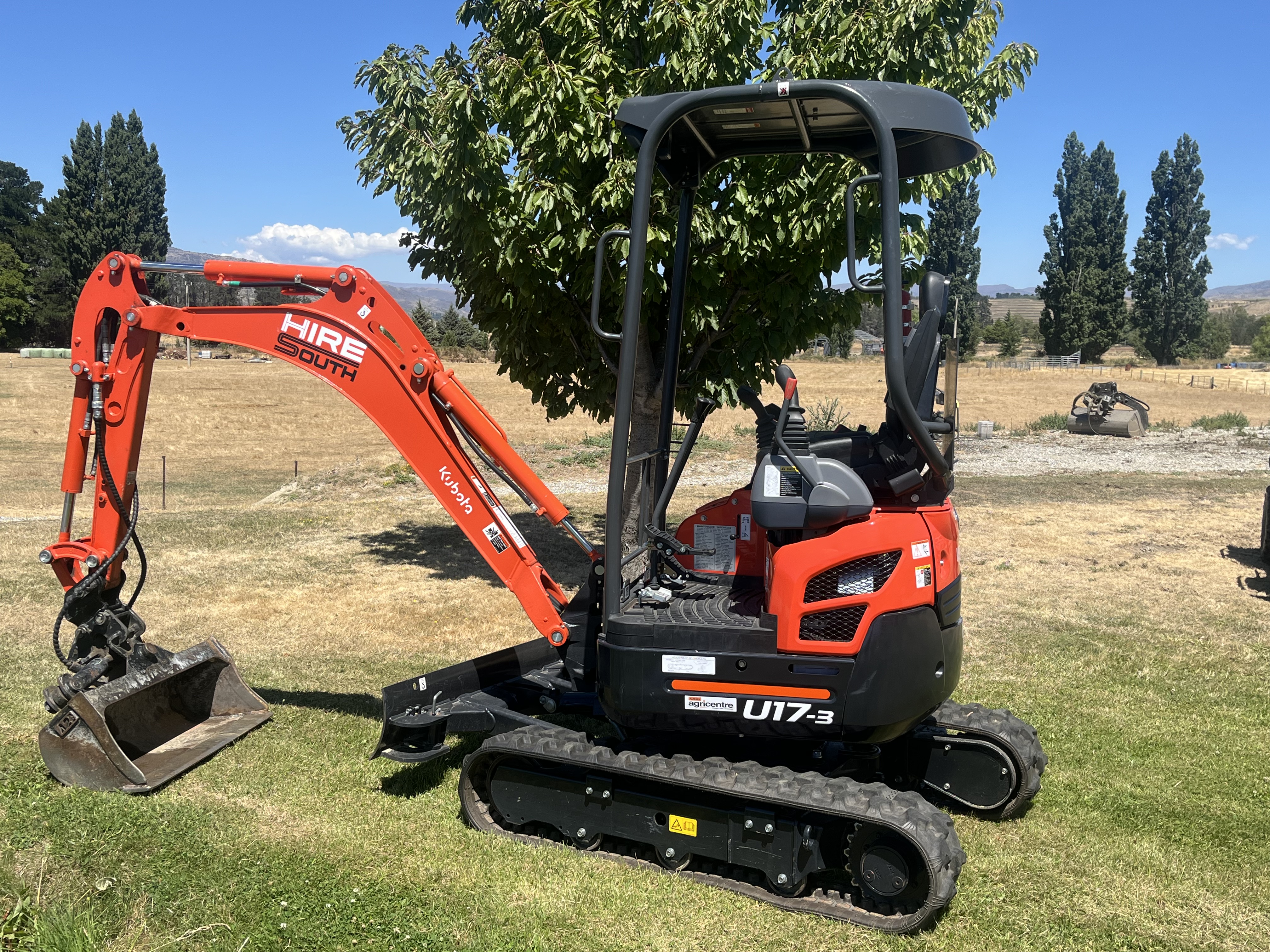 Hire South Kubota U17 1.7-tonne mini digger available for self-drive hire in Cromwell, Central Otago
