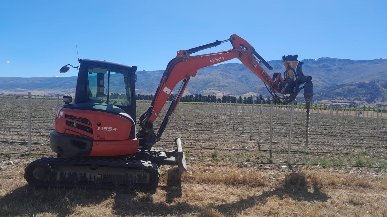 Hire South Kubota U55 5.5-tonne excavator available for self-drive or operated hire across Central Otago